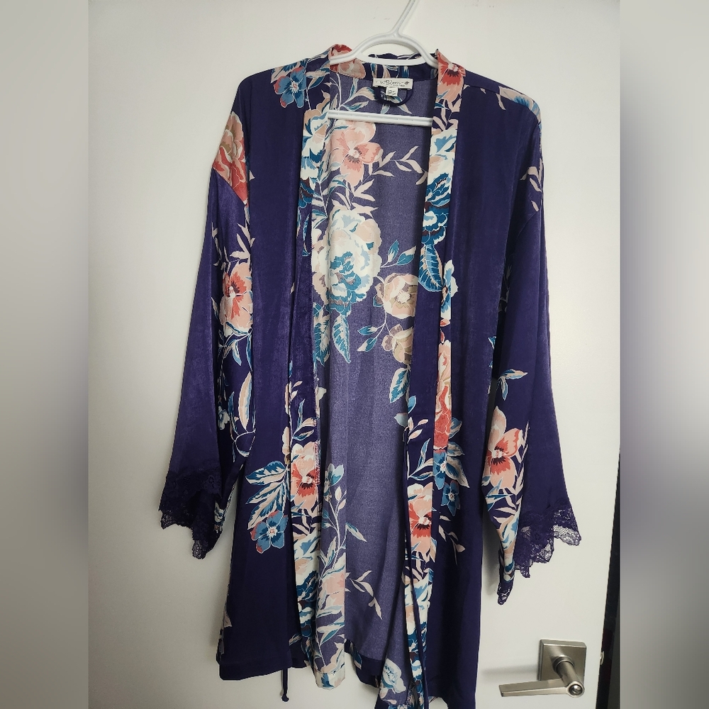Kimono / lingerie Purple In Bloom by Jonquil wrap with lace XL